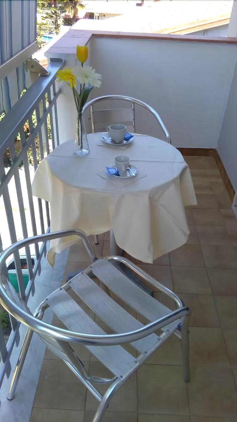 B&B Mimosa Giardini Naxos Exteriör bild