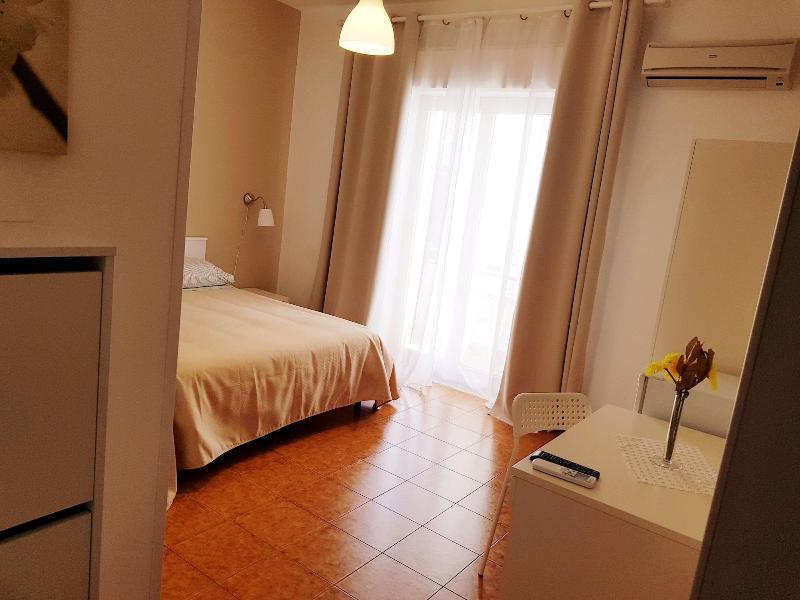 B&B Mimosa Giardini Naxos Exteriör bild