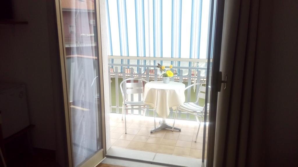 B&B Mimosa Giardini Naxos Exteriör bild