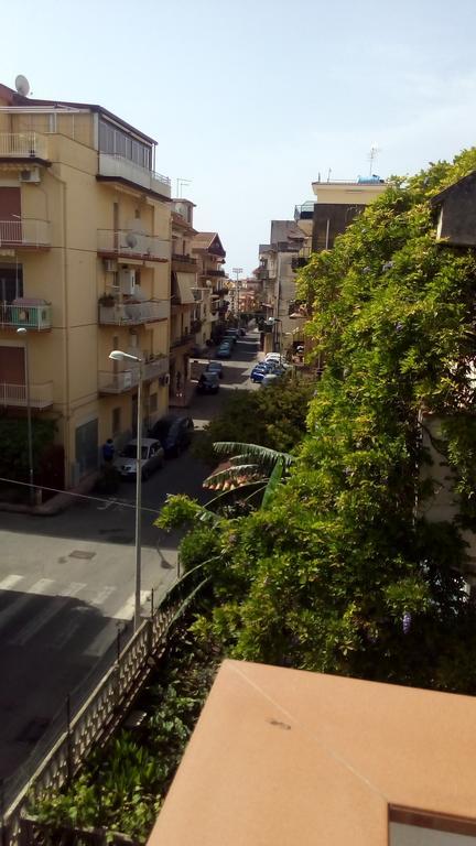 B&B Mimosa Giardini Naxos Exteriör bild