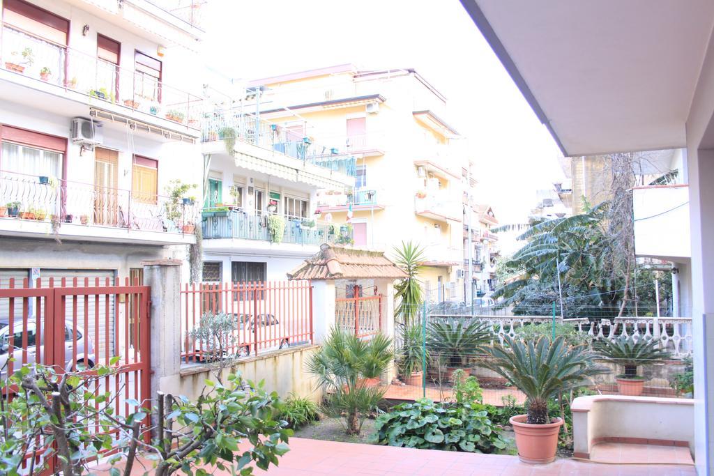 B&B Mimosa Giardini Naxos Exteriör bild