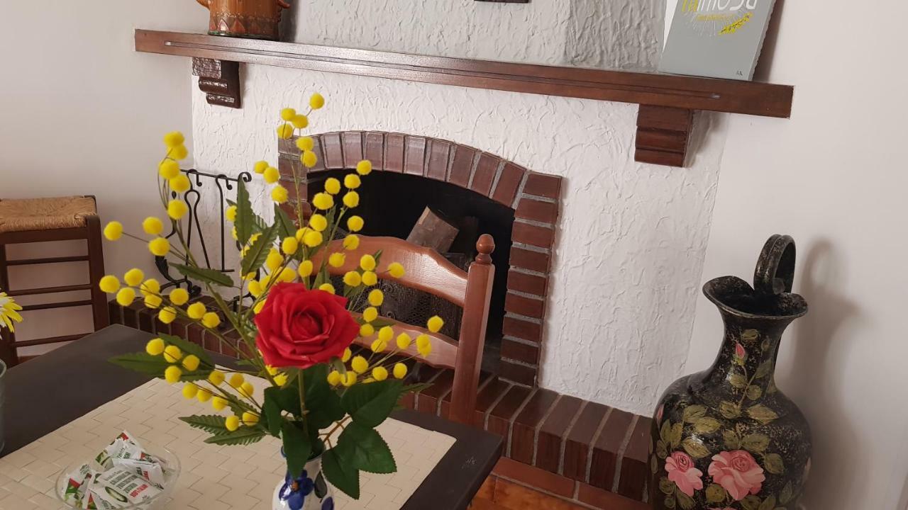 B&B Mimosa Giardini Naxos Exteriör bild
